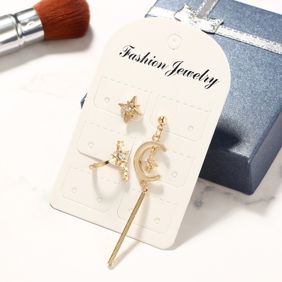 Unique Design//Stars Moon Earrings set GOLD - Picture 7 of 7